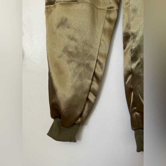 New! Gorgeous Green Pant 4 pockets Sz S cargo jogger with elasticized waist - Picture 4 of 13